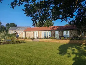 Children-friendly beautiful cottage with garden | Dogs allowed - Image 2