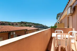Appartement de vacances avec jardin et terrasse | Vue ville - Image 2