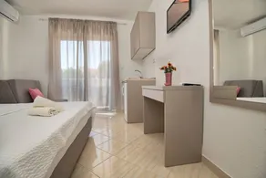 Apartments Ćapeta Neum - Studio Apartment with Balcony 3 - Image 5