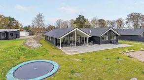 House with pool, sauna & terrace | Close to the beach | Pet-friendly - Image 2