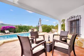 Villa with terrace, private pool & garden | Mountain view - Image 3