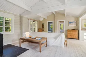 Family-oriented beautiful holiday home with barbeque & garden - Image 4