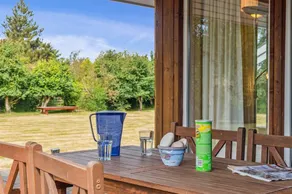 Children-friendly holiday home with barbeque & terrace - Image 5
