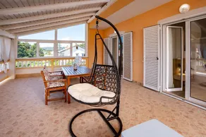 Fully equipped nice holiday apartment with terrace, barbecue & pool | Garden view | Dogs allowed - Image 2