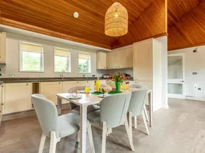 Voll ausgestattetes Ferienhaus mit Garten, Terrasse und Sauna | Haustiere sind willkommen - Image 5
