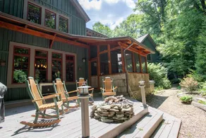 Mountain Song Lodge - Image 2