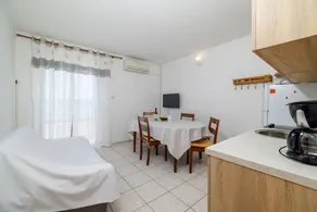 Apartments Biserka - Image 4