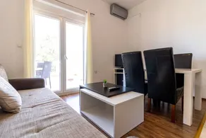 Pleasant flat with barbeque | Close to the beach - Image 5
