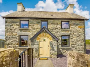 Cottage with garden & jacuzzi - Image 4