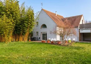 Elegant villa in Château-la-Vallière with private pool - Image 2