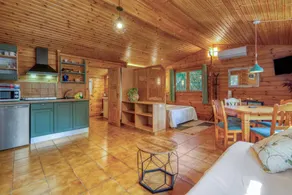 Null 'Entre Viejos Olivos 2' with Mountain View, Shared Pool and Air Conditioning - Image 5