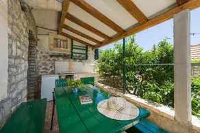Flat with barbecue & terrace - Image 5