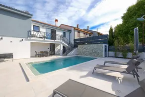 Fully equipped villa with garden, BBQ & terrace | Beach view - Image 5