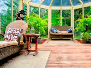 Luxurious Spa Suite Rental for a Romantic Getaway in Melbourne - Image 2