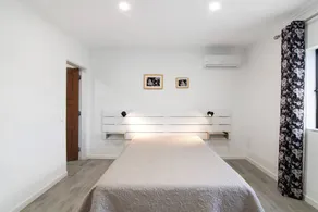 Appartement avec internet haut débit, terrasse et jardin - Image 2