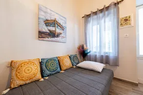 Child-friendly holiday apartment with terrace - Image 5