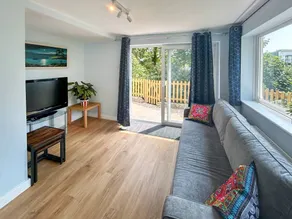 Family-friendly apartment | Water view | Close to the beach | Pets allowed - Image 3