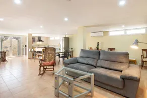 Family-friendly nice apartment with garden, BBQ & pool | Sea view | Close to the beach | Perfect for remote work | Pets allowed - Image 4