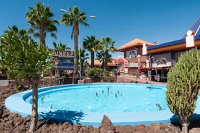 Fully equipped apartment with pool, terrace & barbeque | Suitable for remote work - Image 4