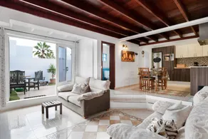 Flat with pool, garden & terrace | Garden view - Image 2