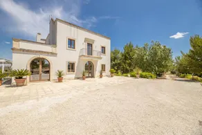 Fully equipped wonderful villa with barbecue, terrace & private pool | Panoramic view - Image 2