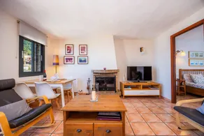 Cozy Cottage with Extraordinary Location Near the Sea - Image 4