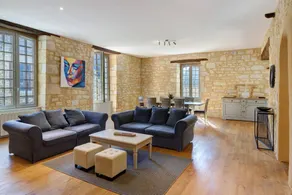 House with terrace - Image 2