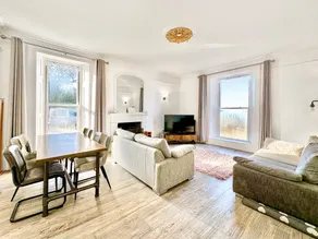 Family-oriented charming holiday apartment with garden | River view | Pet-friendly - Image 2