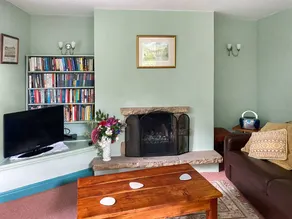 Family-oriented lovely cottage with garden | Dogs allowed - Image 2
