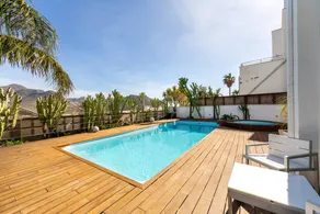 Villa mit privatem Pool, Terrasse und Garten | Meerblick - Image 2