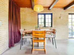 Family-friendly holiday home with terrace, garden & barbeque - Image 5