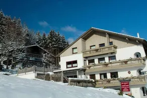 Holiday home with barbecue, jacuzzi & terrace - Image 2