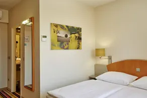 Holiday apartment with terrace, sauna & garden | Perfect for remote work - Image 3