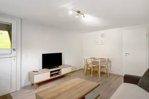 Apartment 'Schober' with Private Terrace, Shared Garden and Wi-Fi - Image 4