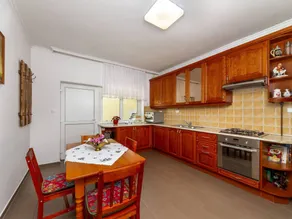 Wunderschönes Apartment mit Garten und Grill - Image 2