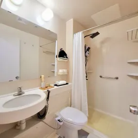 Chambre privée avec sauna et piscine | Vue piscine - Image 3