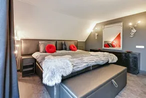 Villa with jacuzzi, terrace & sauna | Nature view - Image 3