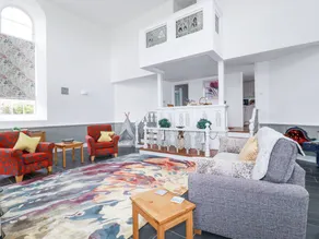 Child-friendly cottage with garden - Image 2