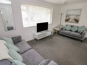Family-oriented cottage with garden | Pets allowed - Image 3