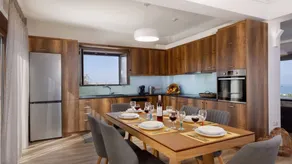 Fully equipped apartment with terrace, private pool & BBQ - Image 3