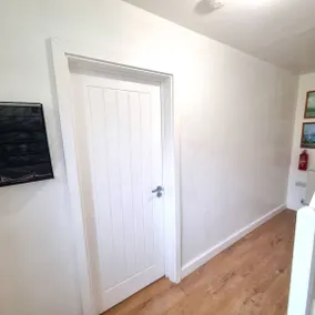Flat with garden - Image 3