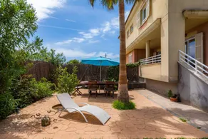 Family-friendly lovely holiday home with terrace, garden & BBQ | Garden view | Next to the beach | Perfect for remote work - Image 4