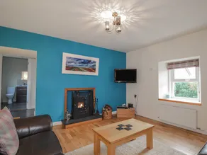 Cottage with garden - Image 5