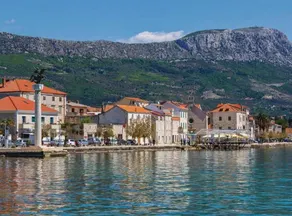Villa in Kaštel Stari for 9 people with 5 rooms Ref. 662908 - Image 2