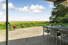 Holiday home with terrace & BBQ | Sea view | Pet-friendly - Image 3
