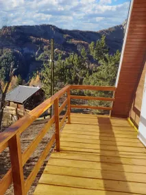 Beautiful chalet with garden & terrace | Garden view - Image 2