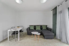 Charmant appartement avec piscine chauffée et internet haut débit | Vue montagne | Idéal pour le télétravail - Image 4