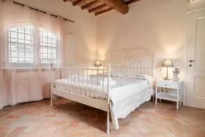 Maison avec jardin et terrasse - Image 5