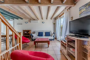 Villa with barbecue, terrace & garden | Garden view - Image 3
