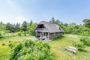 House with BBQ, garden & terrace - Image 5